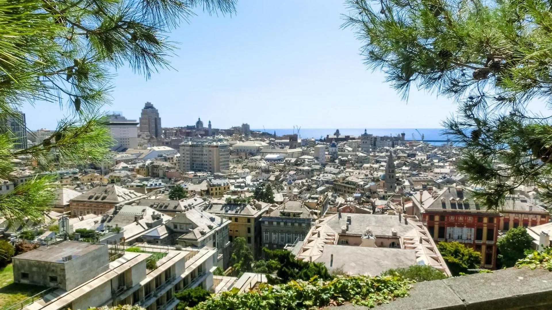 Graceful Home Genova City Center - Happy Rentals